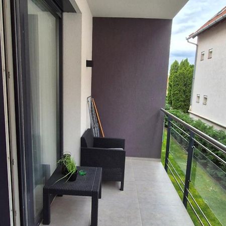 Oasis Apartman Hajduszoboszlo Ngoại thất bức ảnh