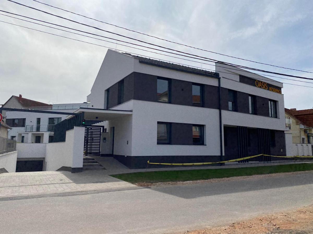 Oasis Apartman Hajduszoboszlo Ngoại thất bức ảnh