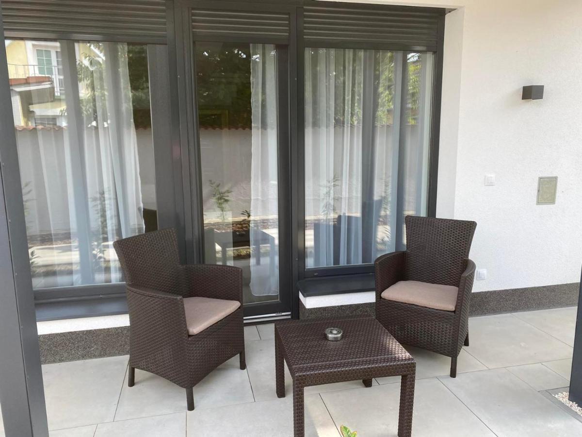 Oasis Apartman Hajduszoboszlo Ngoại thất bức ảnh